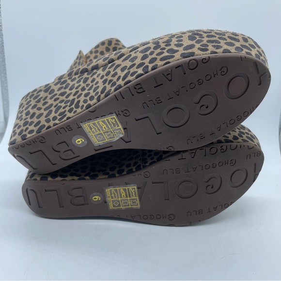 Chocolat Blu Tan and Black Wedge Shoes - Picture 9 of 11